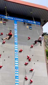印尼韦德里克·莱昂纳多4.984秒！第一个世界杯破5，速度来到4秒时代，人类极限在哪？ #李春华攀岩运动推广 #国际攀联 #世界纪录