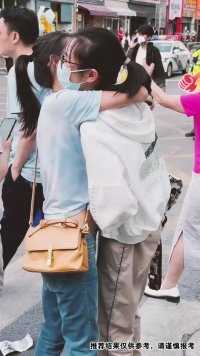 上【夸克】搜“高考”，张雪峰老师免费指导填志愿！