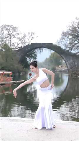彩云之南 我心的方向#刻在dna里的舞蹈#闪光吧舞者#傣族舞
