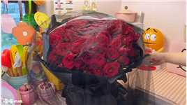  把林先生送的99朵玫瑰花做成腮红和干花～将浪漫永远保存！