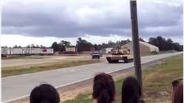 M1A2主战坦克，到底强在哪里？ #原理#军事 #武器.mp4


