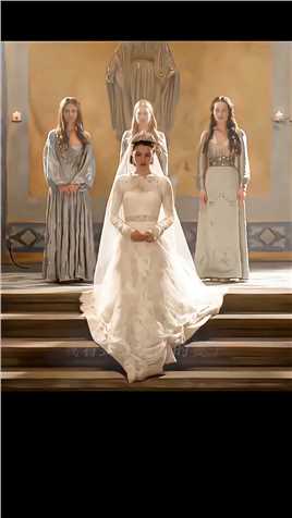 女王的世纪婚礼，男主是邓布利多扮演者托比瑞格波，据说女主阿黛莱德现实中真的是斯图亚特皇室后裔！ 