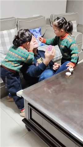 一个外姓的，怎么也干不过一群同姓的