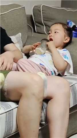 爸爸最喜欢做的事就是去买菜倒垃圾上厕所