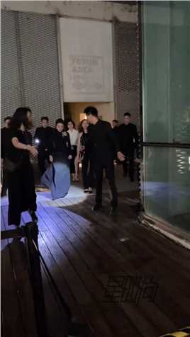 #杨紫琼 一身黑色搭配品牌珠宝出席活动。气场真是太强大了！#奥斯卡影后.