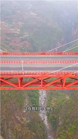 全球十大高桥，我国有8座，北盘江大桥是世界第一高桥