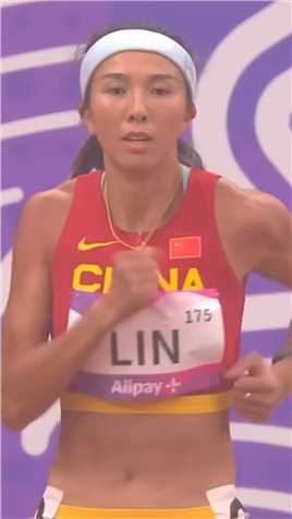 林雨薇也达奥运标了，赛后她激动坏了，中国双保险，冠军一定能拿下！