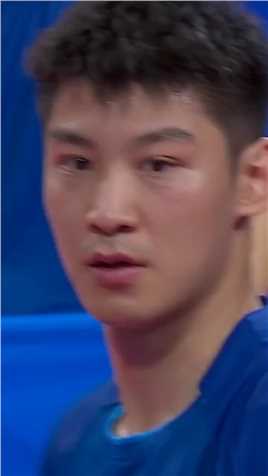 成都大运会乒乓球男团半决赛，薛飞3比1谷垣佑真 ！