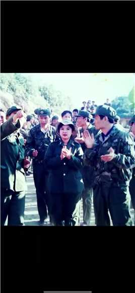 1988年十五侦察大队、董文华前来慰问前线将士