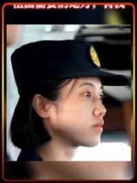 1998年出生，24岁的唐晓菁，她驾驶山东舰守卫祖国海疆。追星就追人民子弟兵