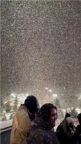 如果是两个人的冬天，那一定会很浪漫吧！！！
