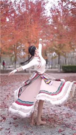 为你送出美好吉祥#民族舞 #歌曲吉祥#藏族舞