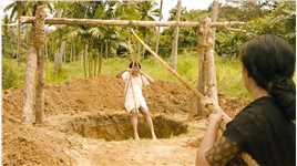  《猛鬼宝藏》：女人把丈夫放进井里，却意外变出一桶黄金#电影解说 #惊悚悬疑 #印度电影