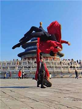 天坛一曲中国舞，展我中华民族魂。