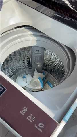 是谁告诉他洗衣机可以洗碗的，他还说这样的洗衣机不行，滚筒的洗的干净

