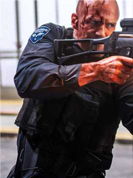 安保公司新来的保安，竟是隐藏身份的黑帮大佬！3/3集 #电影解说 #好看电影推荐 #动作电影 