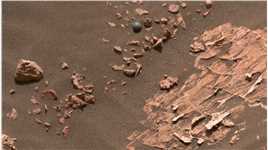 好奇号火星发现圆球,是智慧生命的遗迹,还是大自然的鬼斧神工好圆溜溜的球噢！#探索新奇 #视觉震撼 #探索宇宙 #火星 #解压
