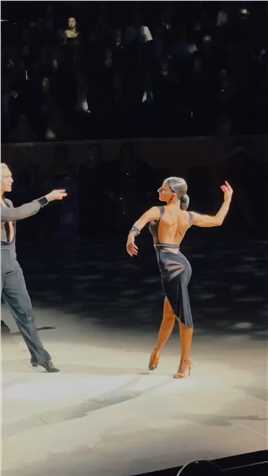 -2023international职业组拉丁舞冠军Troels&Ina，这该死的高级感。#拉丁舞