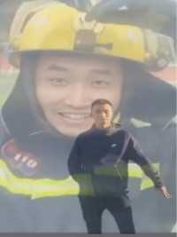 在巴南区东城大道149号尚峰物流配送中心火灾扑救过程中，遭遇爆燃受伤，经抢救无效牺牲，年仅30岁