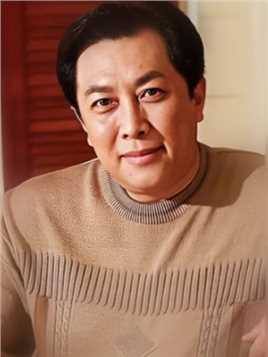 唐国强为中国内地影视男演员、导演。他现为中国国家话剧院一级演员，著名特型演员，1993年，唐国强和壮丽携手走上幸福的红地毯。