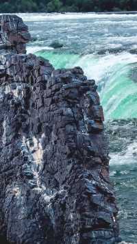 你错过了不一样的拍摄的美景，我都替你拍下来，这个角度很壮观，尼亚加拉瀑布