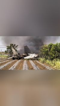 印度空军一架SU-30MKI战机坠毁，两名飞行员受伤