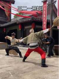 道具不给力，摄影师遭殃啦#搞笑  #专治不开心