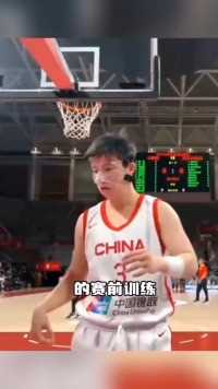 中国女篮vs澳大利亚赛前热身！李缘带上护罩！李梦能登场吗？#篮球 #运动 #女篮女篮 