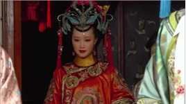 浣碧的出嫁与撞棺竟是同一天拍摄，情绪转换大还能演的那么自然，蓝盈盈演技真的顶！