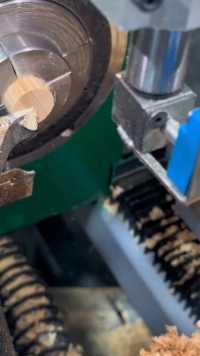 糖葫芦也出木制品了#爵品数控   #木工机械 #自动化机械设备#制作过程