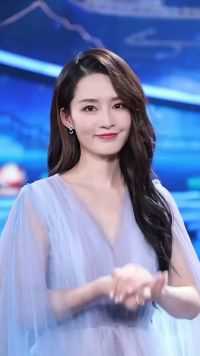 李沁，1990年9月27日出生于江苏省苏州市昆山市巴城镇，中国内地影视女演员。