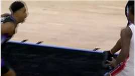 坎宁安送背后妙传 杜伦接球举火烧天滑翔隔扣