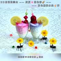 DD自制的美食——炫夏🌸的色彩🌈——双色酸奶水果🍨杯.美食制作.自制美食.做美食是我的一个兴趣和爱好