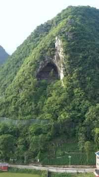 贵州最安全的房子，建在山洞中，日不晒雨不淋，堪比恒温的空调房
