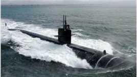 冷战期间，美国一艘核潜艇秘密监视苏联海军基地