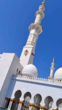 世上最贵的清真寺，用了48吨黄金65亿美金建成。
