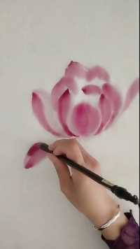 你若清澈，世界就干净。不贪图什么，别人就无法引诱你。不憎恨什么，别人就没法打击你。不痴迷什么，别人就无法欺骗你。