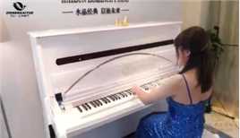 【爱乐·水晶钢琴】
听说 
每个女孩心中都有一个公主梦
你也有吗？💕