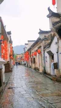 突然好想原谅所有人，也包括自己。＃旅游推荐官＃旅行摄影师＃这里是中国＃皖南＃徽州＃宏村