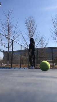 #网球#平谷 第一节单课，蓄力不是发力，挥拍要轻缓、流畅、舒展、完整！🇨🇳