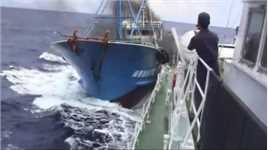 2010年中国渔民撞击日本巡逻舰，詹其雄驾驶33米渔船迎击日本海警