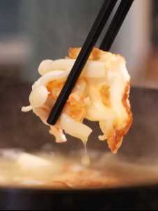 喝点汤，解一解过年吃的油腻丨鲜虾菌菇汤#春节限定美食菜谱 