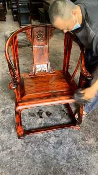 经典三百年的独板皇宫椅