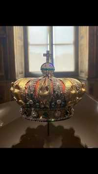 法国巴黎卢浮宫阿波罗长廊展出的皇冠👑珠宝•••💎非常闪耀✨迷人✨✨