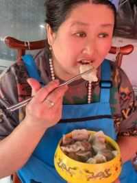 素馅饺子#妈呀太香了 #米肠 #朝鲜族美食 #这家店回头客超多想吃你就来
