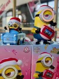 小朋友才做选择～这次圣诞的小黄人玩具我都要#kfc玩具 #别的小朋友有的我也有 #kfc小黄人 #泉州 #肯德基
