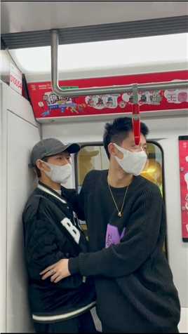 早早起来真的可以做许多事，比如，再睡一觉。#搞笑视频 