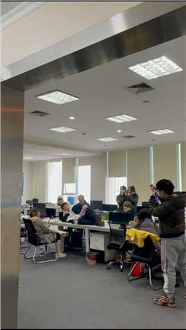 我怎么这么穷啊，我投胎之前是不是查过了人间穷游攻略。#搞笑视频 