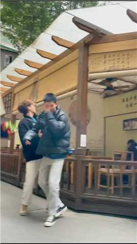 别管我要安全感，你以为我是专门杀毒的软件啊。#搞笑视频 