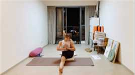 Study and practice with ‘Light on yoga’
Eka Pada Sirsasana 